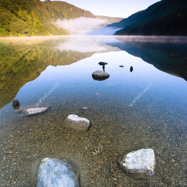 webstoodio | Zdjęcia krajobrazowe | Malownicze jezioro Glendalough, Irlandia