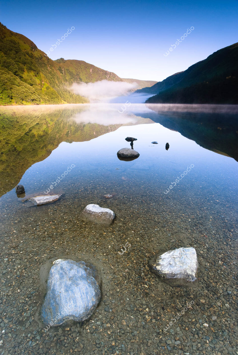 webstoodio | Zdjęcia krajobrazowe | Malownicze jezioro Glendalough, Irlandia