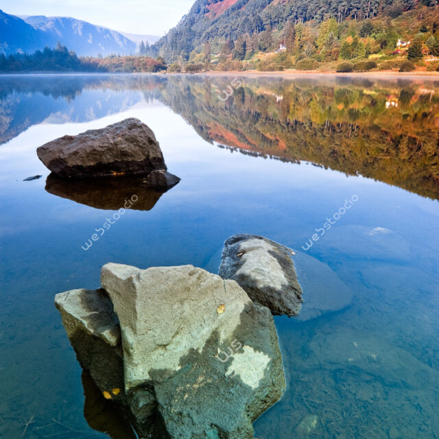 webstoodio | Zdjęcia krajobrazowe | Malownicze jezioro Glendalough, Irlandia