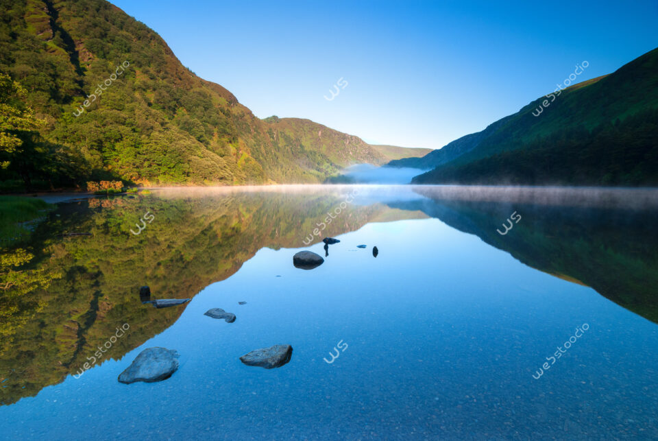 webstoodio | Zdjęcia krajobrazowe | Malownicze jezioro Glendalough, Irlandia