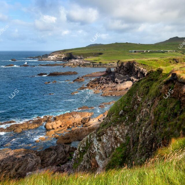 webstoodio | Zdjęcia krajobrazowe | Panorama z klifami na przylądku Slea Head, półwysep Dingle, Irlandia