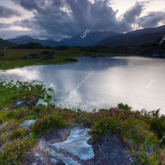 webstoodio | Zdjęcia krajobrazowe | Przed zachodem słońca nad jeziorem w Parku Narodowym Killarney, Irlandia