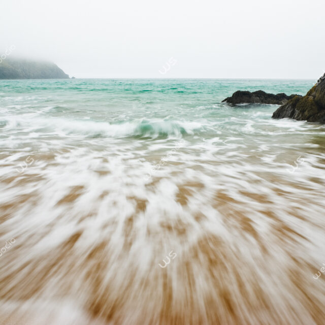 webstoodio | Zdjęcia krajobrazowe | Plaża wśród klifów o poranku, przylądek Slea Head, Dingle, Irlandia